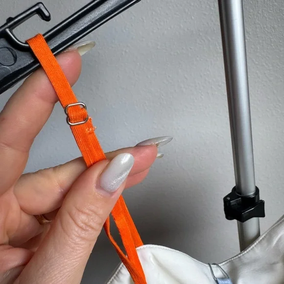 NWT Antonio Melani CLIO Collection Citrus Crop Top Sz 6 - Picture 7 of 7